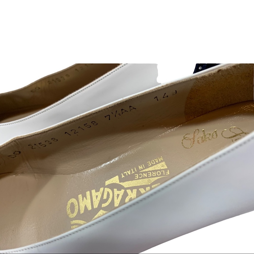 Salvatore Ferragamo Black and White Heels - Picture 3 of 11